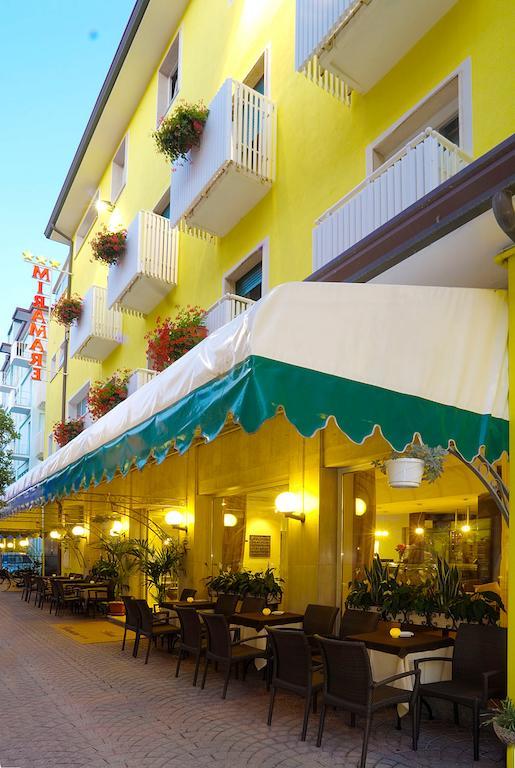 Hotel Miramare 卡奥莱 外观 照片