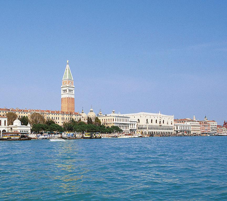 Hotel Miramare 卡奥莱 外观 照片